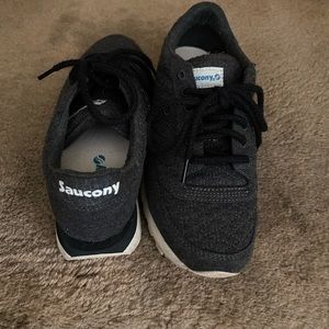 Saucony grey casual training sneakers